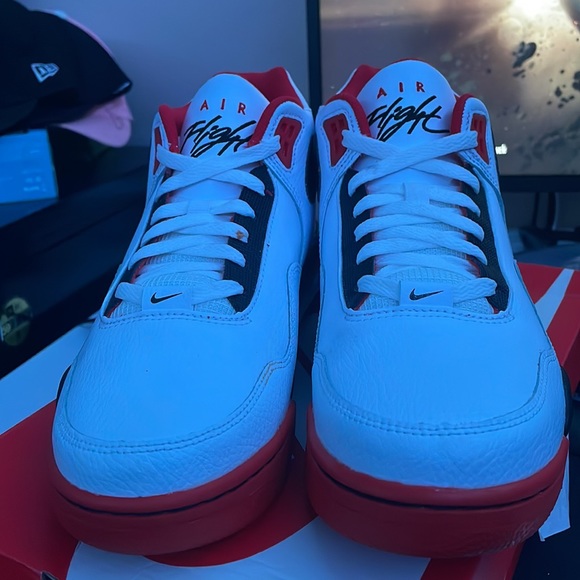 Nike Flight Legacy Size 8 Men - Picture 2 of 5